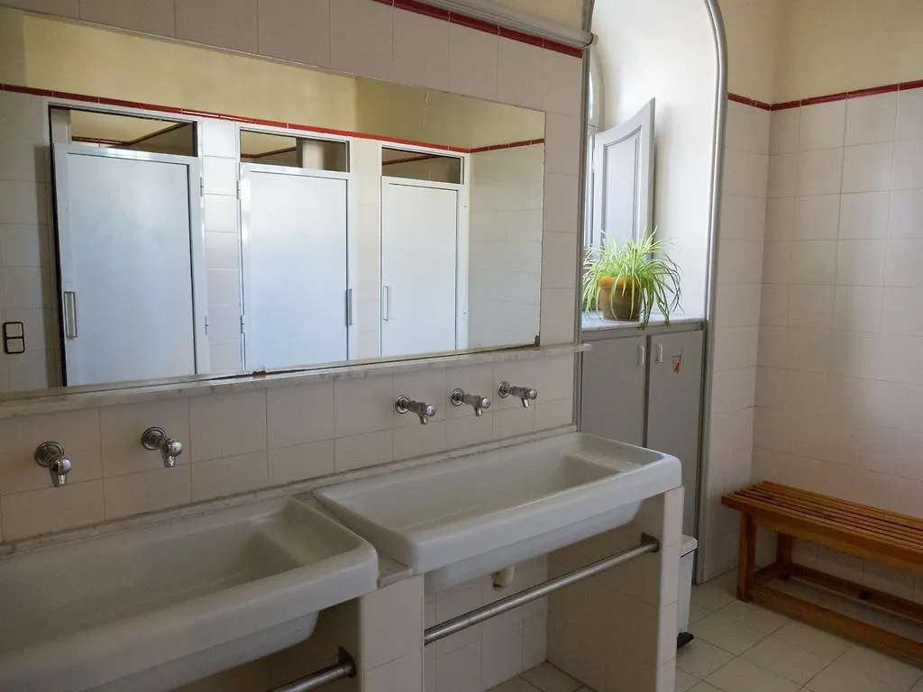 Hostel Alberg Olot Xanascat Spain